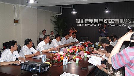 公安部采購中心主任王強(qiáng)現(xiàn)場(chǎng)視察給予肯定