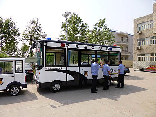 移動(dòng)警務(wù)室石家莊裝備制造基地接車儀式