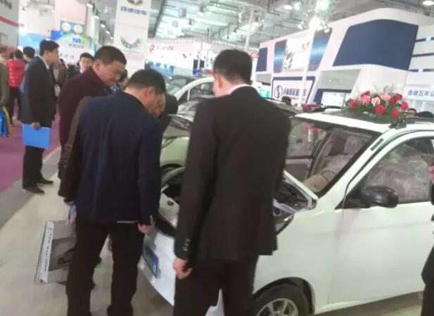 躍迪汽車濟(jì)南展盛裝亮相，引領(lǐng)新能源行業(yè)新坐標(biāo)