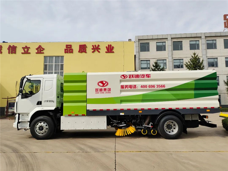 讓綠色擁抱生活丨躍迪純電動(dòng)洗掃車(chē)發(fā)往安徽