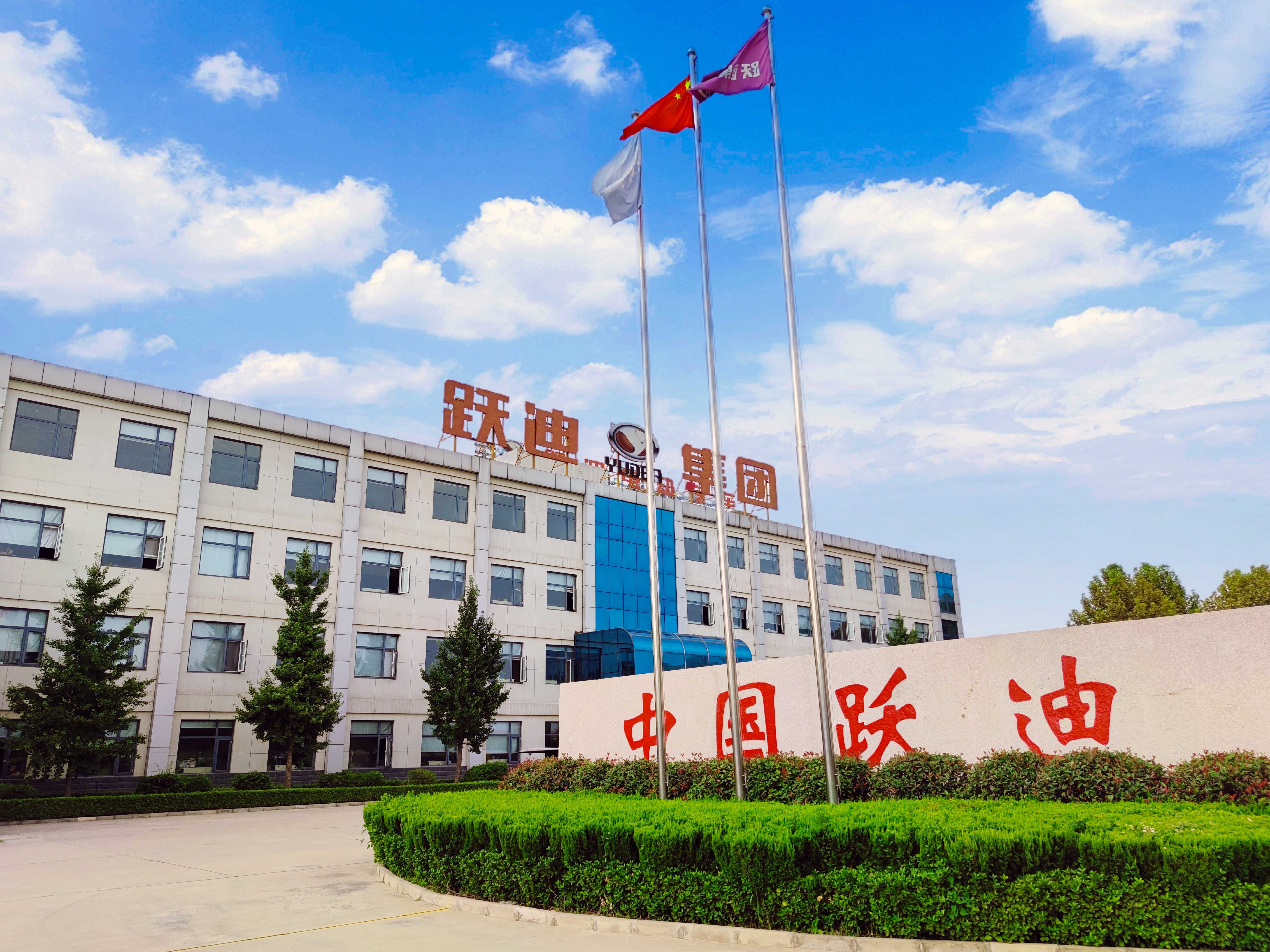 高效清掃，首選躍迪新能源清掃車